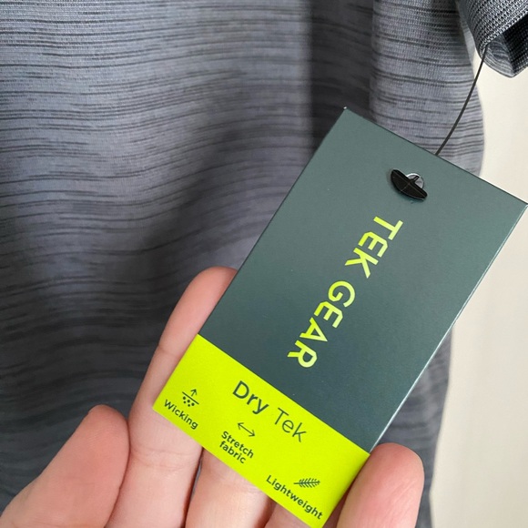 Tek Gear Gray Dry Tek Short Sleeve Tee | Size XXL NWT - Picture 3 of 5